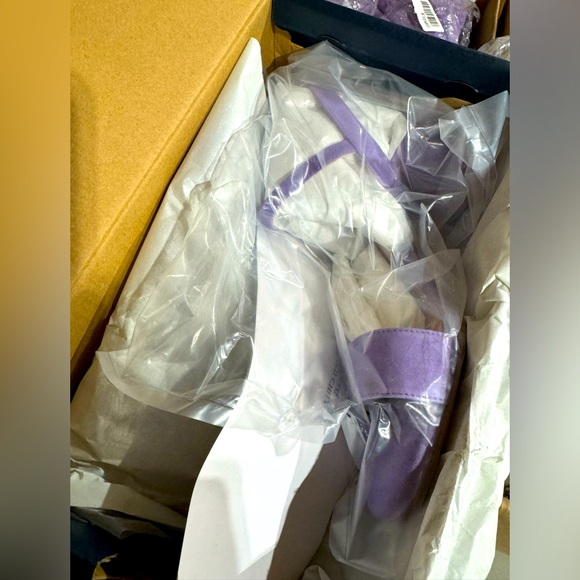 🎉LAST PIECE🎉COLE HAAN Josie Block Heel Sandals - Picture 4 of 5